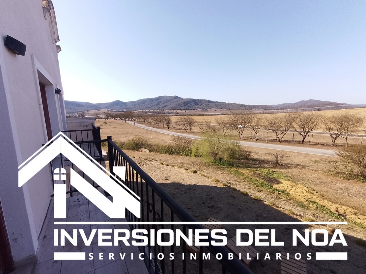IMPORTANTE CASA EN BARRIO PRIVADO LA LUCINDA NORTE ( OPORTUNIDAD )