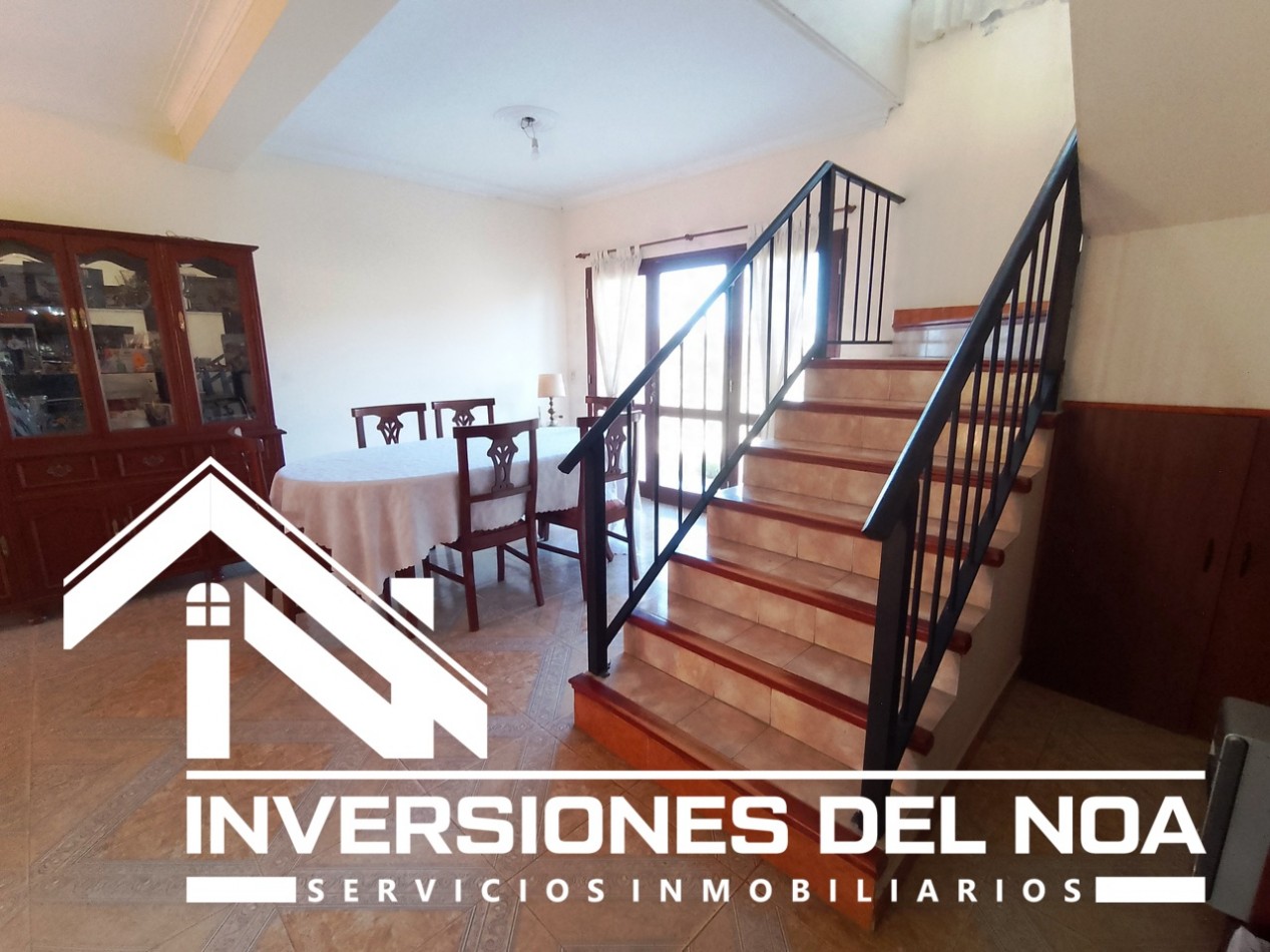 IMPORTANTE CASA EN BARRIO PRIVADO LA LUCINDA NORTE ( OPORTUNIDAD )