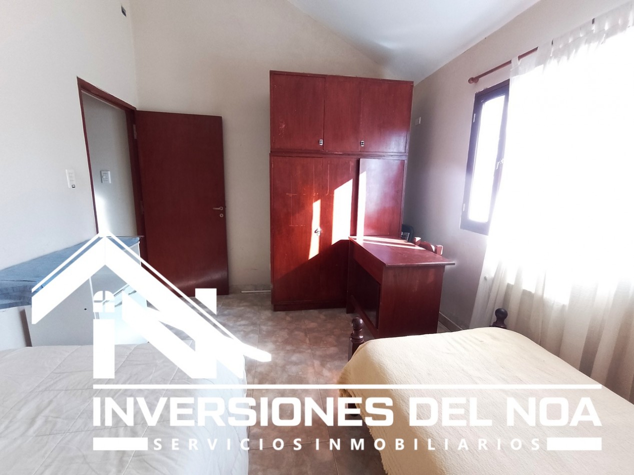 IMPORTANTE CASA EN BARRIO PRIVADO LA LUCINDA NORTE ( OPORTUNIDAD )