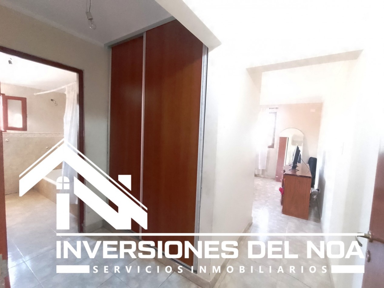 IMPORTANTE CASA EN BARRIO PRIVADO LA LUCINDA NORTE ( OPORTUNIDAD )