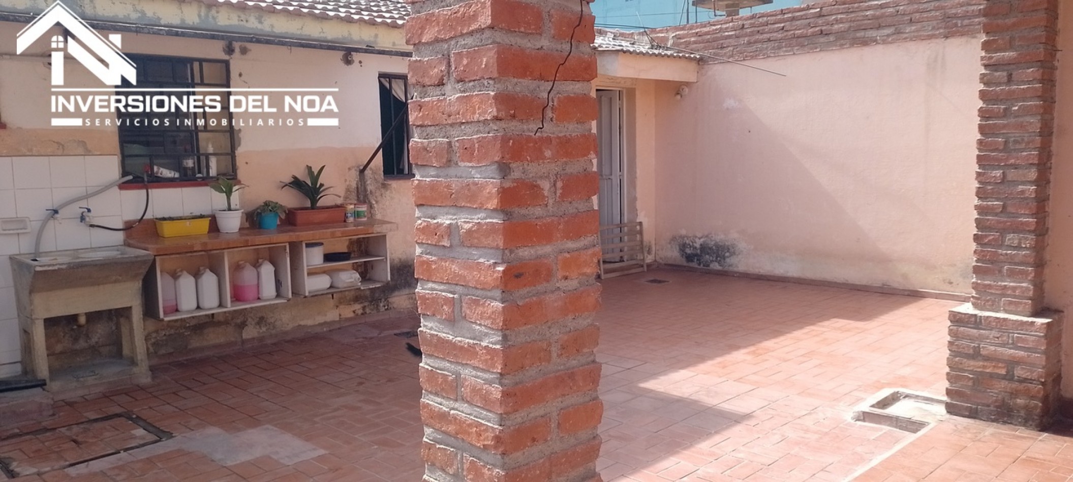CASA EN VENTA UBICADA EN BARRIO LIMACHE