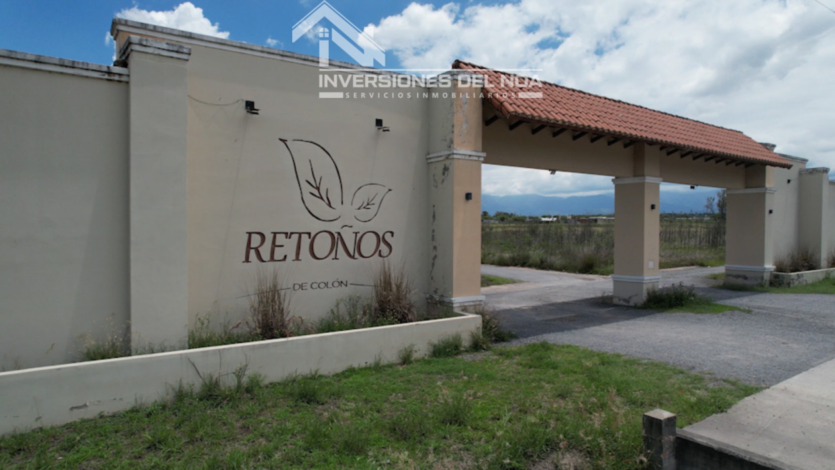 TERRENO EN VENTA RETOÑOS DE COLON (ESQUINA)