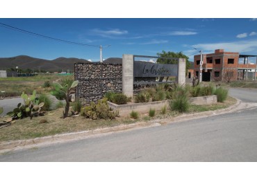 Oportunidad de Inversion en Cerrillos: Lotes con todos los Servicios  en "La Celestina"